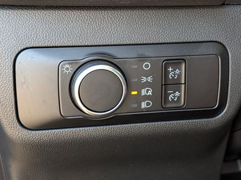 Used 2025 Ford Escape ST-Line image 26