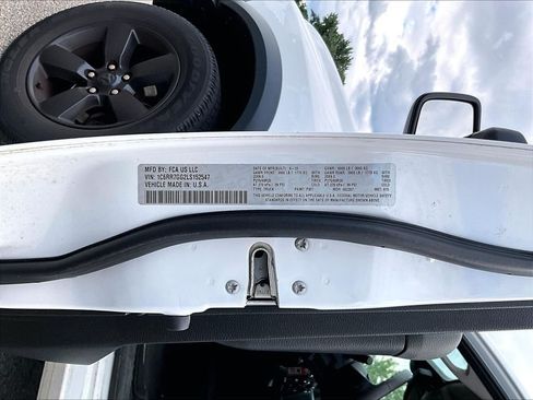 Used 2020 RAM 1500 Warlock w/ Electronics Group AWD/4WD image 9