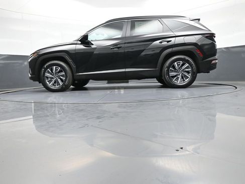 Used 2023 Hyundai Tucson Blue AWD/4WD image 32