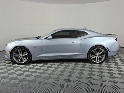 Used 2018 Chevrolet Camaro LT RWD image 4