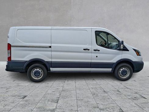 Used 2016 Ford Transit 150 130 Low Roof RWD image 7