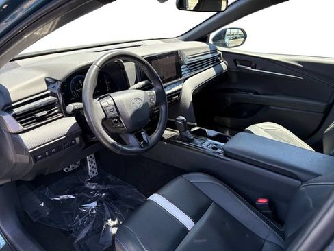 Certified 2025 Toyota Camry SE FWD image 12