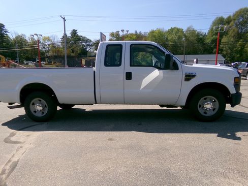 Used 2009 Ford F250 Lariat image 5