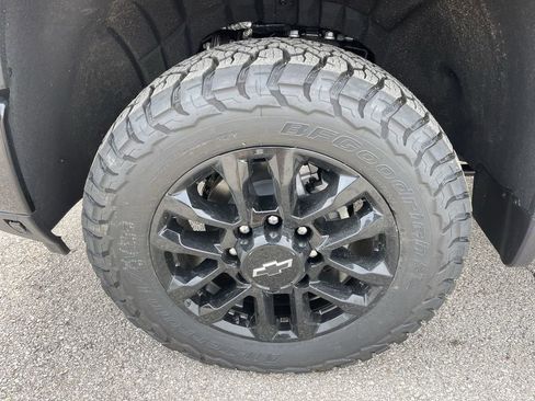 New 2026 Chevrolet Silverado 2500 LT w/ Trail Boss Package AWD/4WD image 10