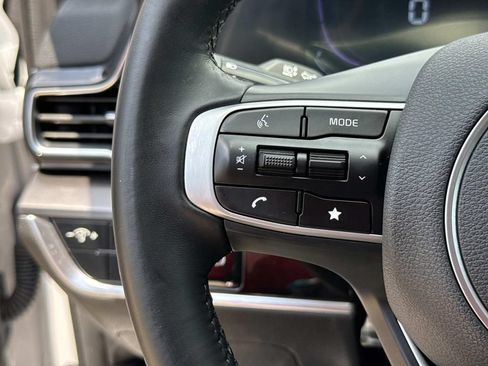 Used 2025 Kia Sportage EX FWD image 41