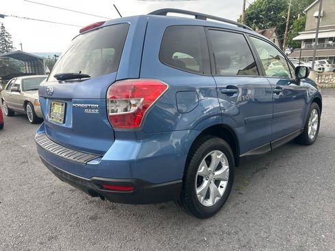 Used 2015 Subaru Forester 2.5i Premium w/ All-Weather Package AWD/4WD image 4