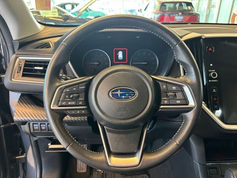 Used 2023 Subaru Ascent Premium w/ Convenience Package AWD/4WD image 17
