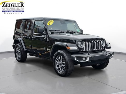 Certified 2024 Jeep Wrangler Sahara image 3