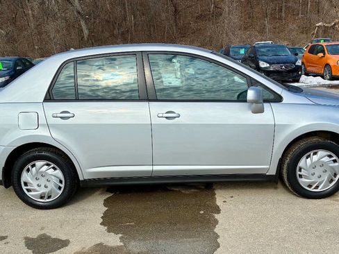 Used 2010 Nissan Versa 1.8 S w/ PWR Plus Pkg image 3