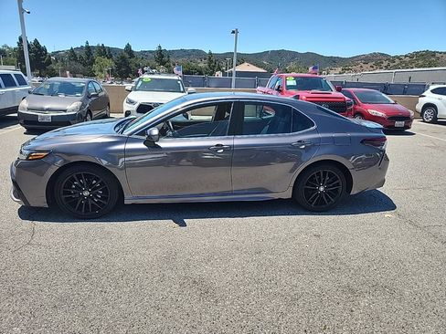 Used 2024 Toyota Camry XSE FWD image 2