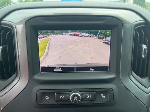 Used 2022 Chevrolet Silverado 1500 Custom image 20