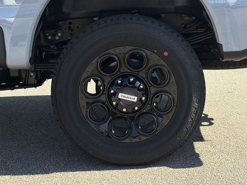 New 2025 Ford F350 Lariat w/ Lariat Ultimate Package image 43