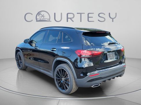 Certified 2022 Mercedes-Benz GLA 250 4MATIC image 2