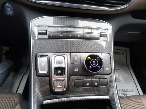 Used 2022 Hyundai Santa Fe SEL w/ Convenience Package image 22