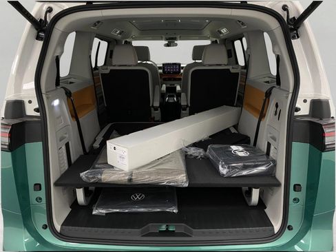 New 2025 Volkswagen ID. Buzz 1st Edition image 15