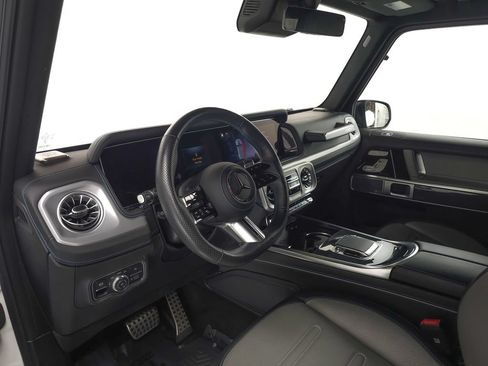Used 2025 Mercedes-Benz G 580 w/ EQ Technology image 9