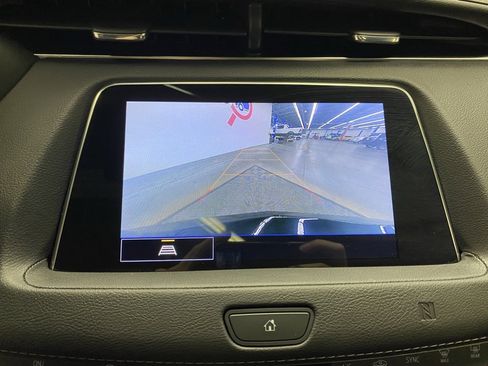 Used 2021 Cadillac XT4 Premium Luxury image 27