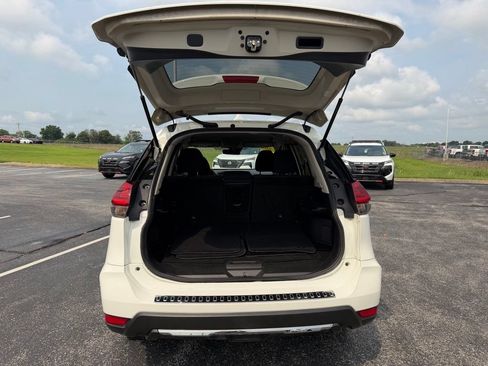 Used 2020 Nissan Rogue S w/ Special Edition Package FWD image 37