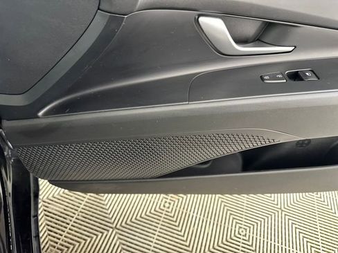 Used 2023 Hyundai Elantra Blue w/ Preferred Accessory Package image 29