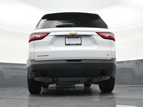 Used 2021 Chevrolet Traverse LT FWD image 28