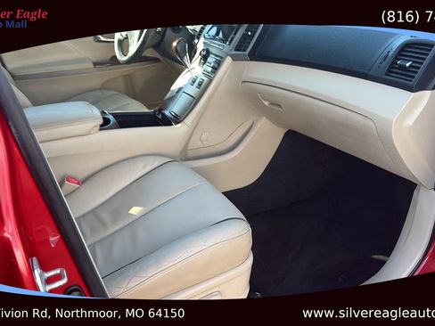 Used 2010 Toyota Venza image 12