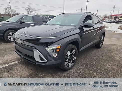 Used 2024 Hyundai Kona SEL image 1