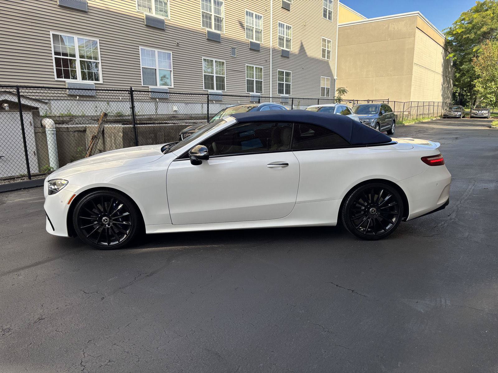 Used 2022 Mercedes-Benz E 450 Cabriolet image 6