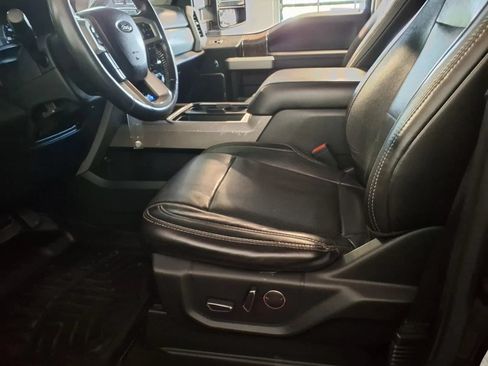 Used 2019 Ford F250 Lariat w/ Lariat Value Package AWD/4WD image 17