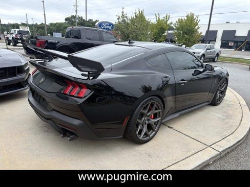 Used 2025 Ford Mustang GT Premium w/ GT Performance Package RWD image 7