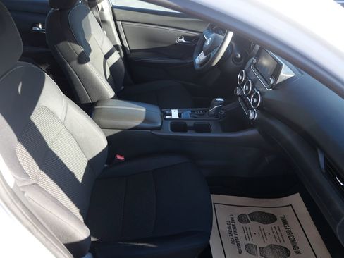 Used 2022 Nissan Sentra S image 27