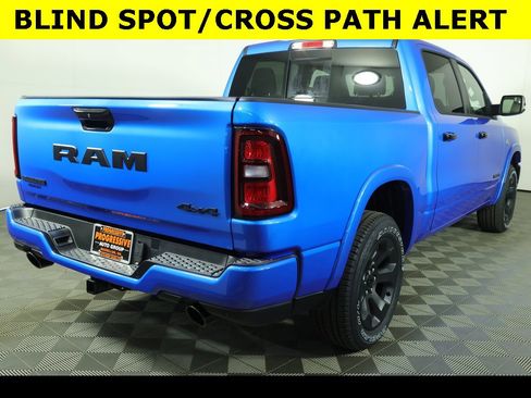 New 2026 RAM 1500 4x4 Crew Cab image 10