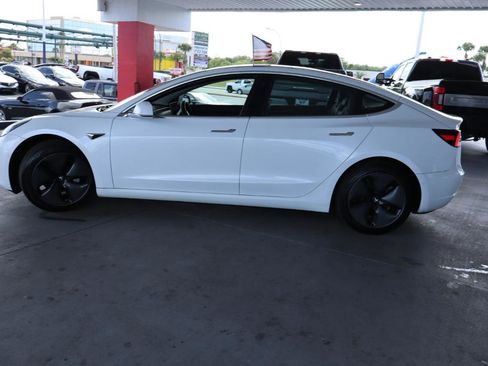 Used 2018 Tesla Model 3 Long Range RWD image 10