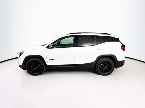 Used 2024 GMC Terrain AT4 image 7