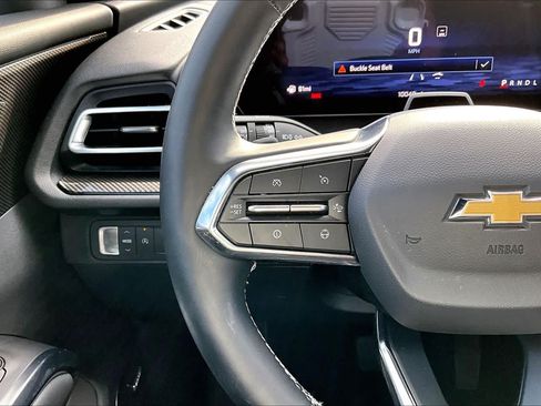 Used 2025 Chevrolet Traverse High Country w/ LPO, Floor Liner Package FWD image 24