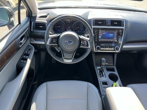 Used 2018 Subaru Outback 2.5i Limited image 23