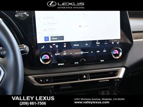 Certified 2025 Lexus RX 350 w/ Convenience Package AWD/4WD image 9