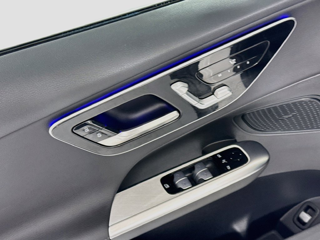 Certified 2026 Mercedes-Benz GLC 300 image 23