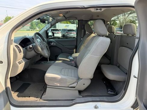 Used 2021 Nissan Frontier S RWD image 15