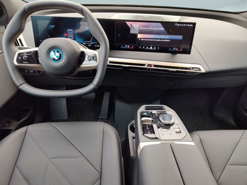Used 2025 BMW iX xDrive50 w/ Premium Package image 24
