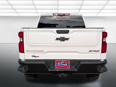 Certified 2025 Chevrolet Silverado 1500 ZR2 w/ Technology Package AWD/4WD image 32