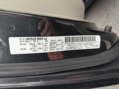 Used 2012 Dodge Grand Caravan Crew w/ Crew Value Pkg FWD image 32