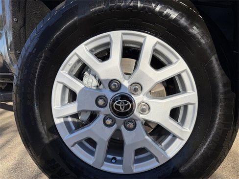 Certified 2025 Toyota Tacoma SR5 image 11