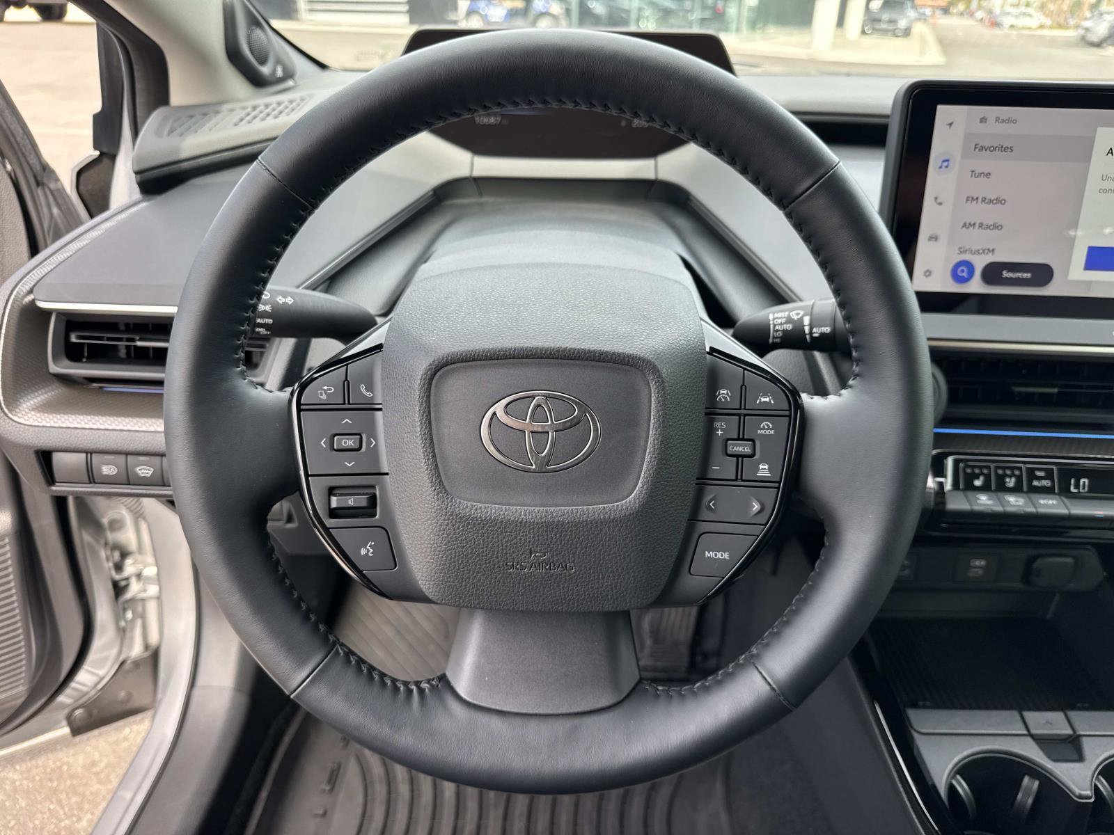 Used 2024 Toyota Prius Limited FWD image 27