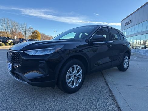 Used 2023 Ford Escape Active image 9