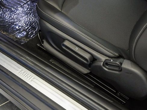 Used 2022 MINI Cooper Convertible image 21