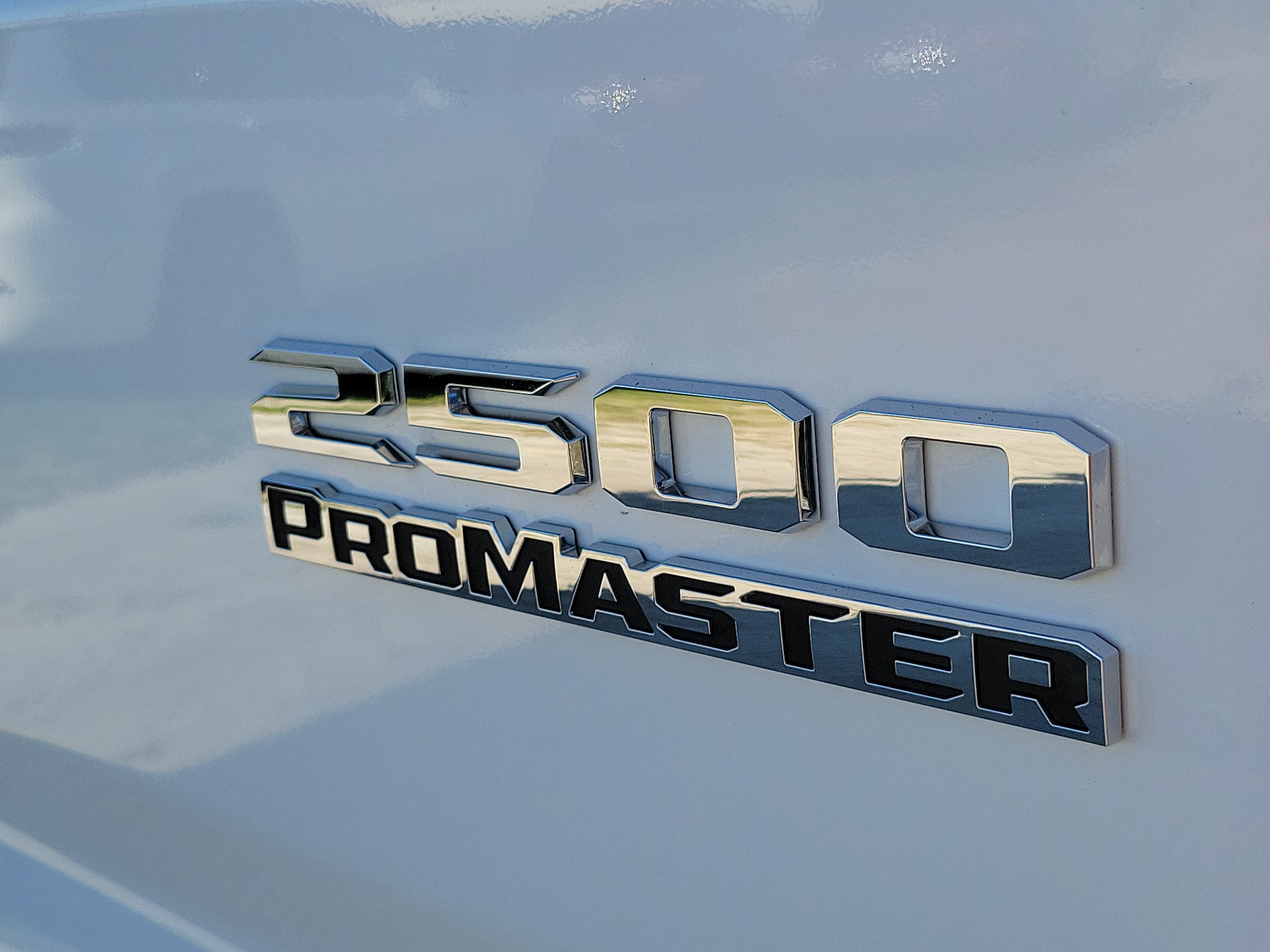 Used 2025 RAM ProMaster 2500 w/ Safety Group FWD image 6