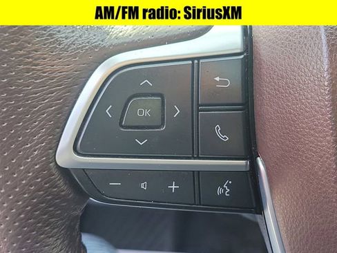 Used 2021 Toyota Sienna Platinum image 11