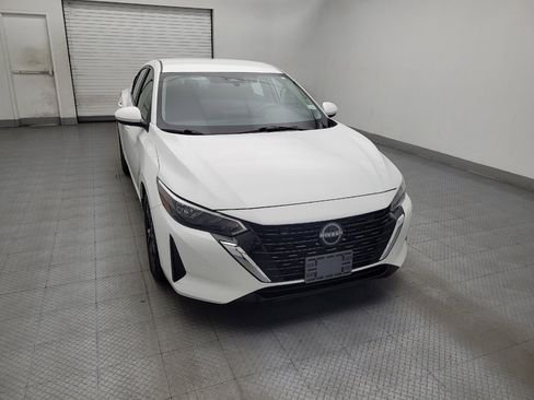Used 2024 Nissan Sentra SV FWD image 14