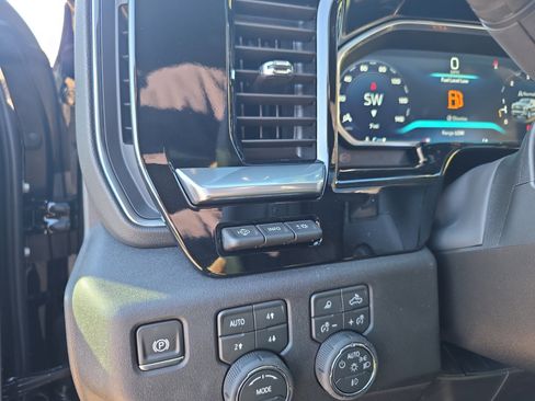 New 2026 Chevrolet Silverado 1500 LTZ w/ Technology Package image 24