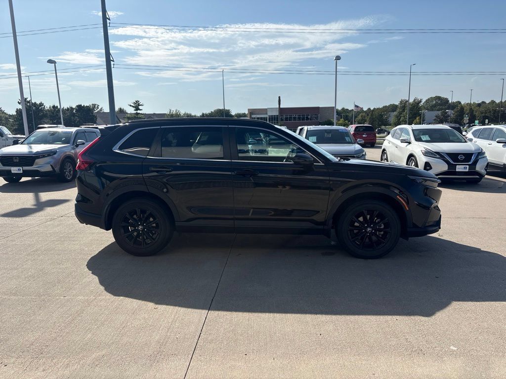 Used 2024 Honda CR-V Sport-L image 4